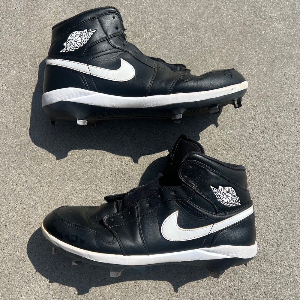 Jordan baseball cleats